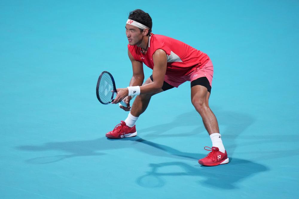 国乒香港训练！王楚钦一身黄好亮眼，莎莎苦练反手，陈幸同回归